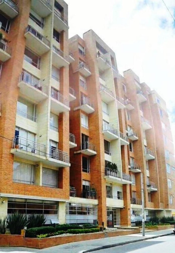 3 bedrooms House in Bogota, Colombia No. 13540