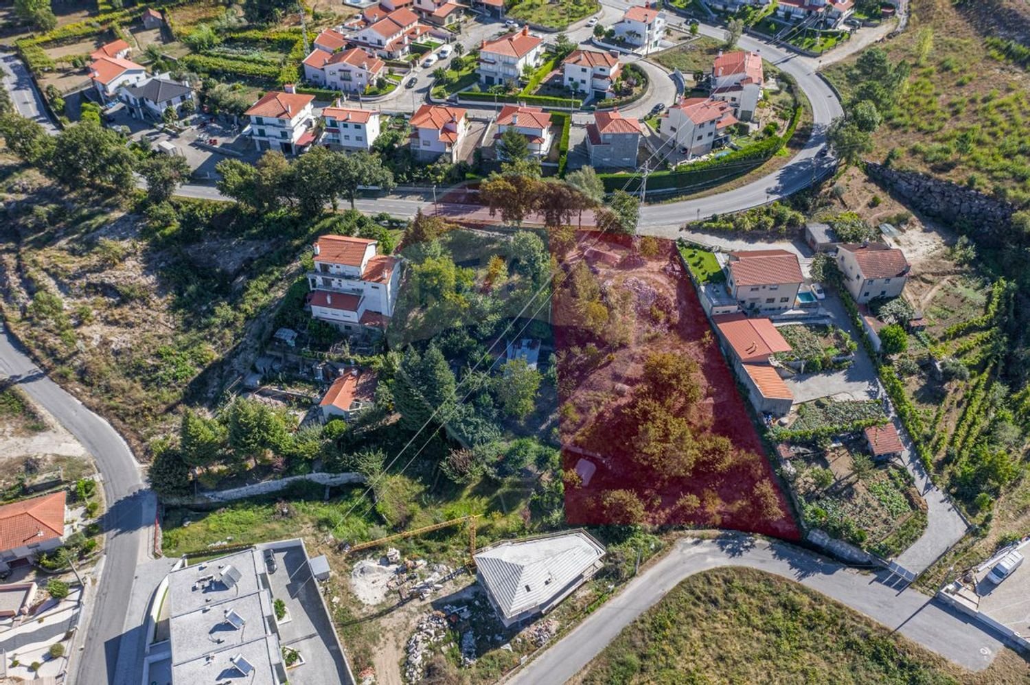  قطعة أرض في Quinchaes, Portugal 2320متر مربع رقم 32995