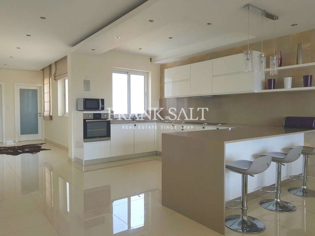 2 غرف نوم شقة في Swieqi, Malta رقم 11155