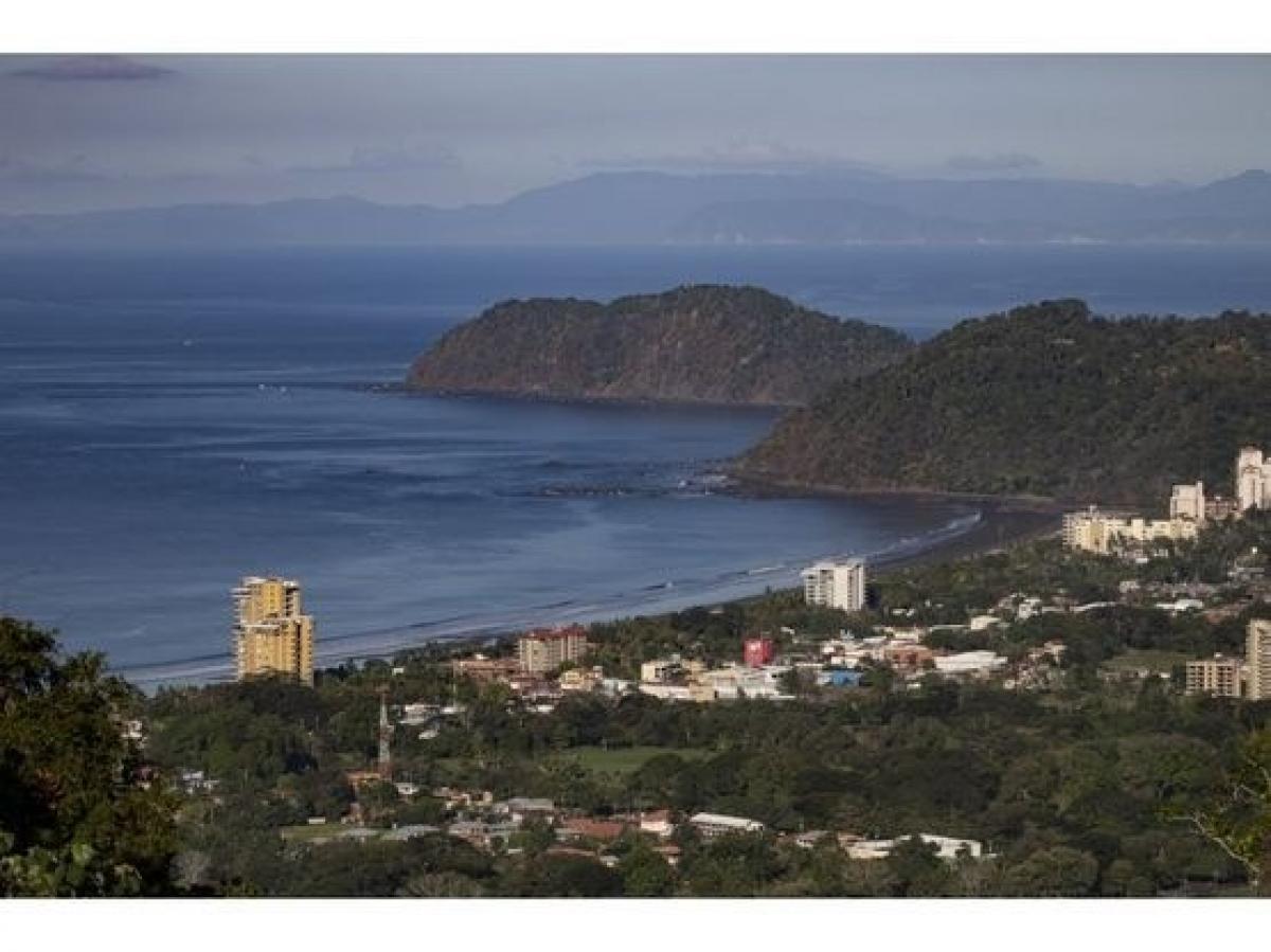 3 bedrooms Condo in Garabito, Costa Rica No. 401