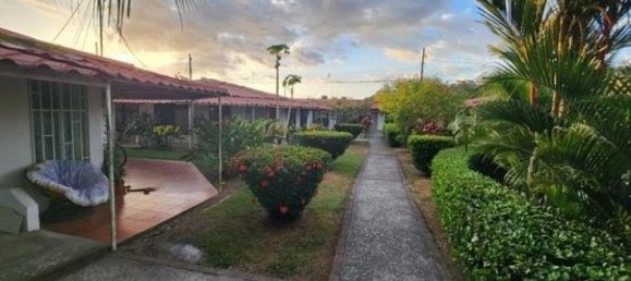 3 bedrooms Condo in Garabito, Costa Rica No. 401 3
