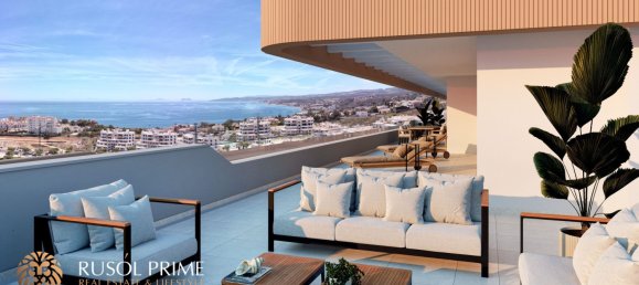 4 bedrooms Apartment in Estepona, Spain No. 6201 11