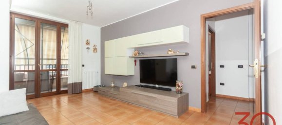 2 bedrooms Apartment in Mozzate, Italy No. 203392 2