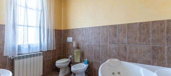 Casa de 5 habitaciónes en San Miniato, Italy No. 158406 26