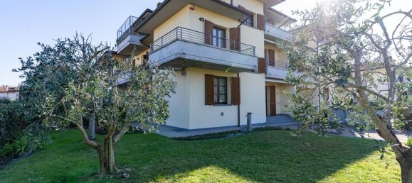 Casa de 5 habitaciónes en San Miniato, Italy No. 158406 4