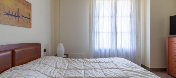 Casa de 5 habitaciónes en San Miniato, Italy No. 158406 17