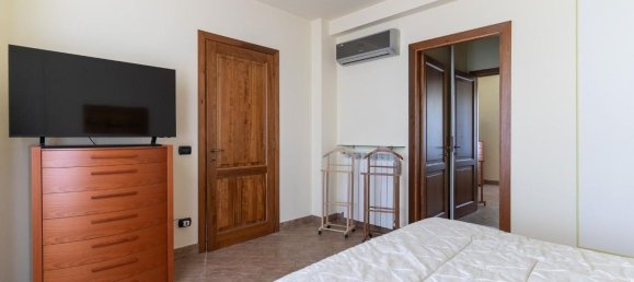 Casa de 5 habitaciónes en San Miniato, Italy No. 158406 19