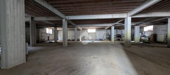 887m² Warehouse in San Felice a Cancello, Italy No. 335855 7