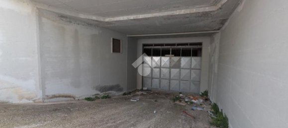 887m² Warehouse in San Felice a Cancello, Italy No. 335855 2