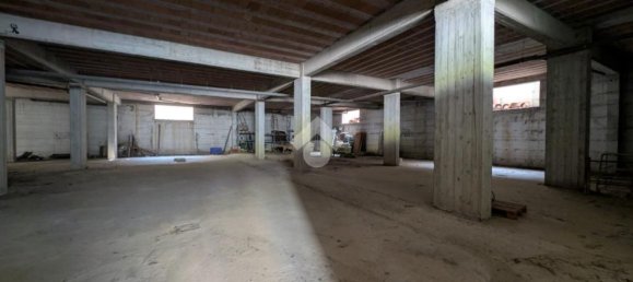 887m² Warehouse in San Felice a Cancello, Italy No. 335855 10