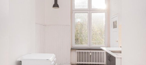 4 rooms Apartment in Charlottenburg, Germany No. 70684 5