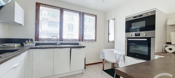 2 bedrooms Apartment in Chartres, France No. 240928 21