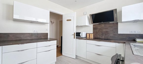 2 bedrooms Apartment in Chartres, France No. 240928 17