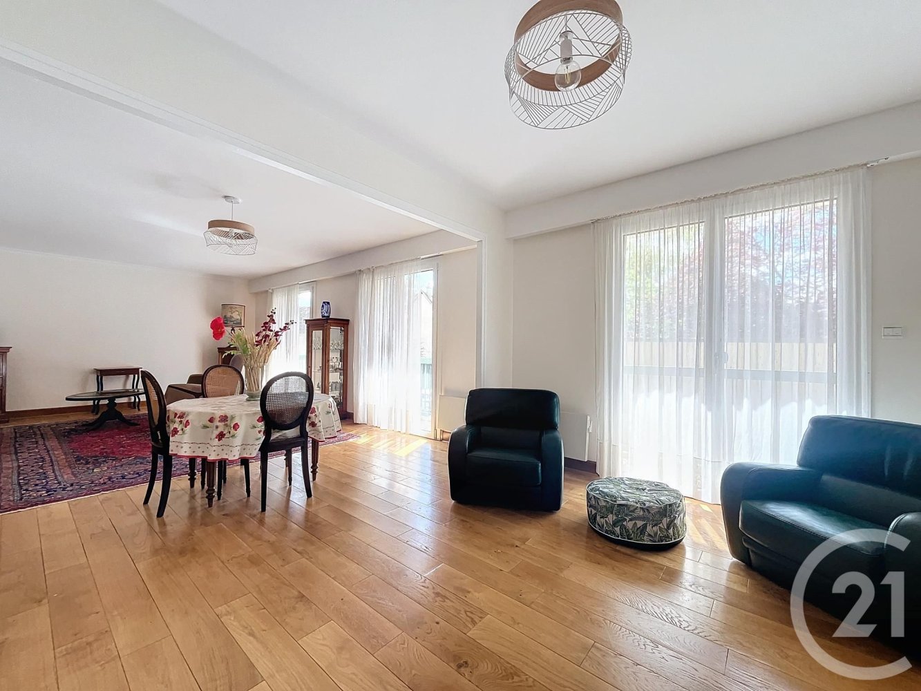 2 bedrooms Apartment in Chartres, France No. 240928