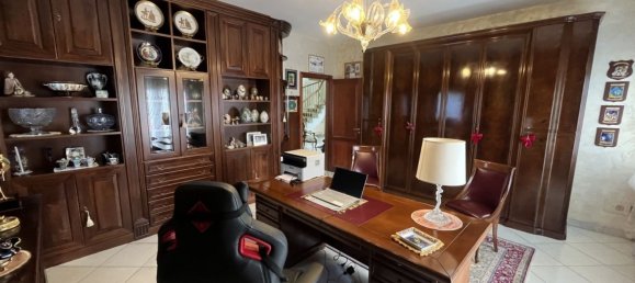 Duplex de 7 divisões em Calvi Risorta, Italy N.º 144747 7