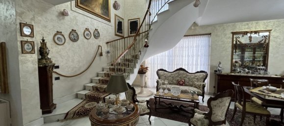 Duplex de 7 divisões em Calvi Risorta, Italy N.º 144747 3