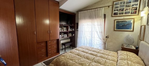 Duplex de 7 divisões em Calvi Risorta, Italy N.º 144747 16