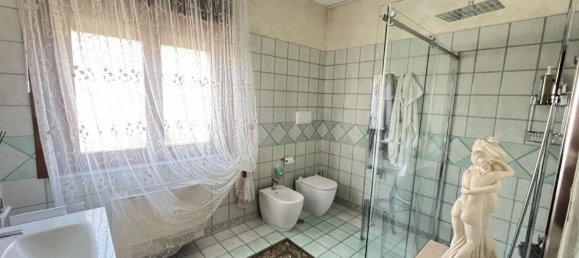 Duplex de 7 divisões em Calvi Risorta, Italy N.º 144747 9