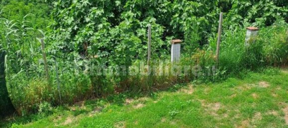 5 bedrooms House in Ferrere, Italy No. 124513 4