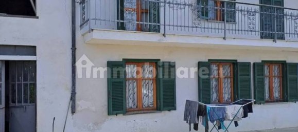 5 bedrooms House in Ferrere, Italy No. 124513 2