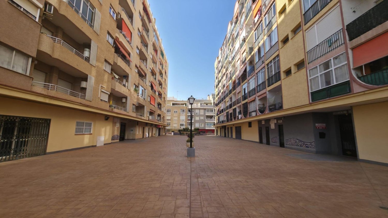 Apartamento T3 em Torrevieja, Spain N.º 370113