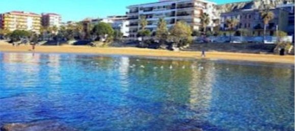 Apartamento de 2 dormitorios en Scalea, Italy No. 179707 4