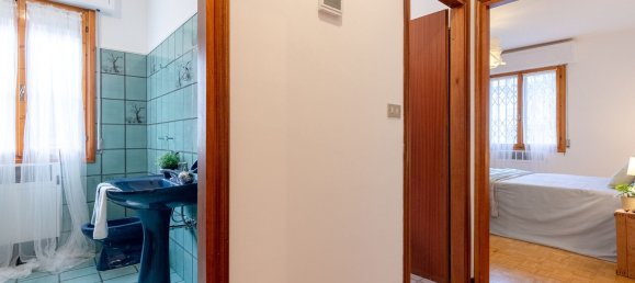 6غرفة شقة في Castel Maggiore, Italy رقم 28739 51