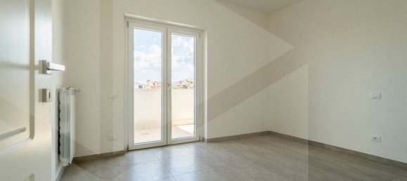 3 rooms Apartment in Ciampino, Italy No. 33634 19