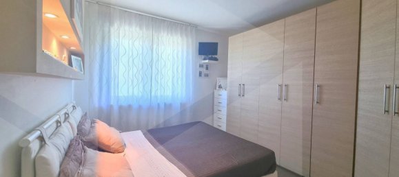 3 rooms Apartment in Montesilvano, Italy No. 26502 26