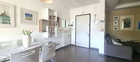 3 rooms Apartment in Montesilvano, Italy No. 26502 4