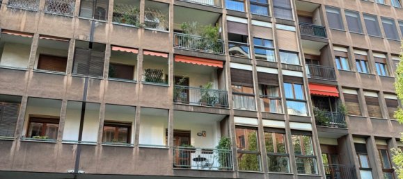 2 Schlafzimmer Wohnung in Milan, Italy, Nr. 364997 11