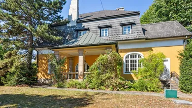 Дом с 8 комнатами в Баден, Австрия № 63382