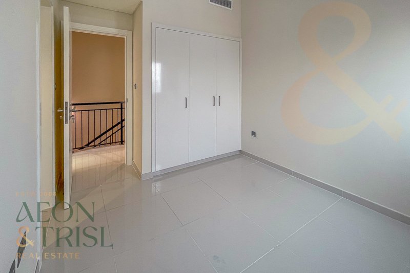 3 chambres maison de ville à vendre à DAMAC Hills (Akoya by DAMAC), Dubai, UAE № 105214