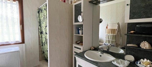 3 chambres Maison à Chaumont-en-Vexin, France No. 71107 2