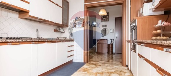 3 chambres Appartement à Genoa, Italy No. 262184 13