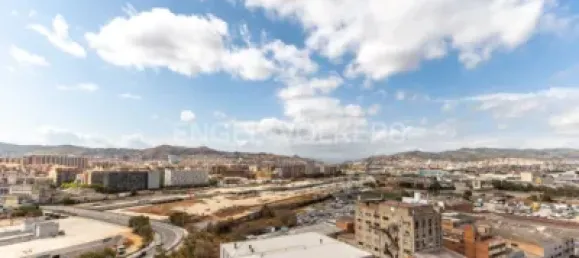 3 Schlafzimmer Penthouse in Sant Marti, Spain, Nr. 174910 5