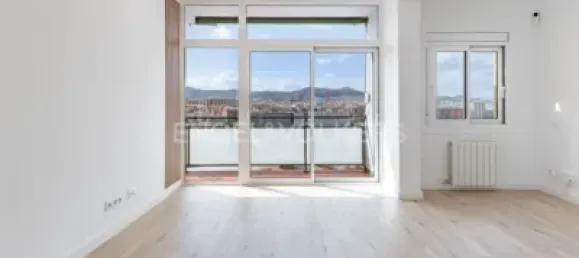 3 Schlafzimmer Penthouse in Sant Marti, Spain, Nr. 174910 2