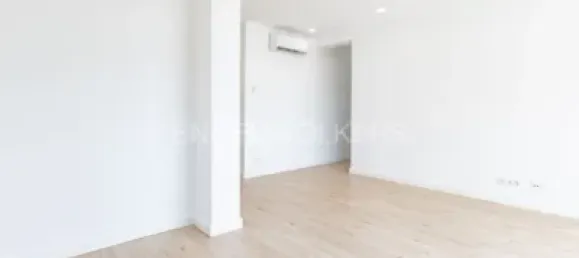 3 Schlafzimmer Penthouse in Sant Marti, Spain, Nr. 174910 8