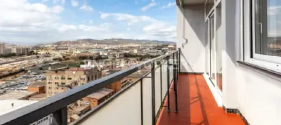 3 Schlafzimmer Penthouse in Sant Marti, Spain, Nr. 174910 3