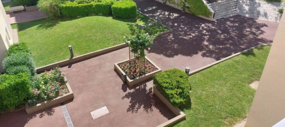 2 bedrooms Apartment in Montigny-le-Bretonneux, France No. 334190 8