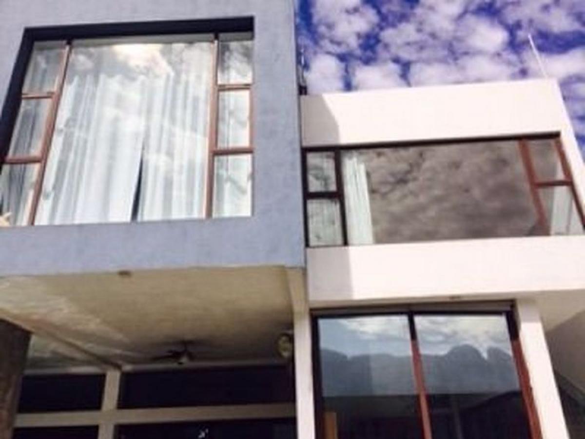 3 bedrooms House in Nuevo Leon, Mexico No. 150168