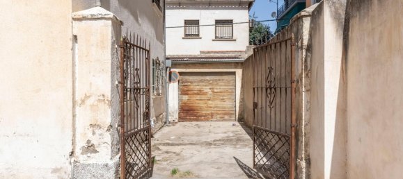 3 bedrooms House in Granada, Spain No. 166653 3