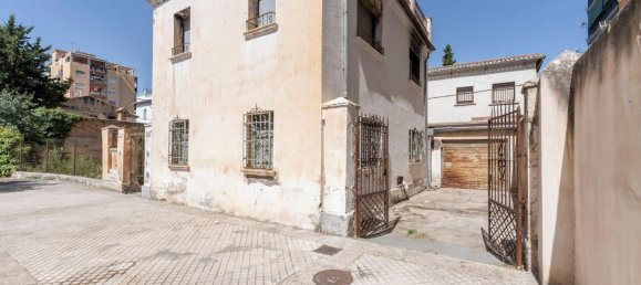 3 bedrooms House in Granada, Spain No. 166653 4