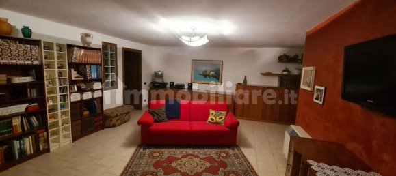 4 bedrooms Villa in Erbusco, Italy No. 266262 18