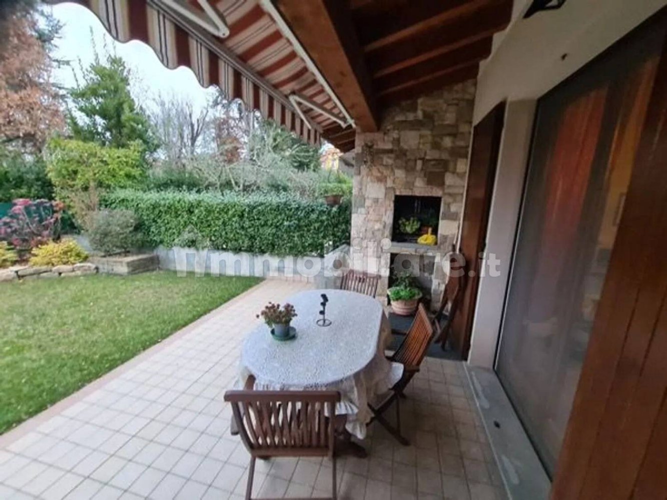 4 bedrooms Villa in Erbusco, Italy No. 266262