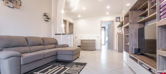 2 rooms Apartment in Cerro Maggiore, Italy No. 2444 2