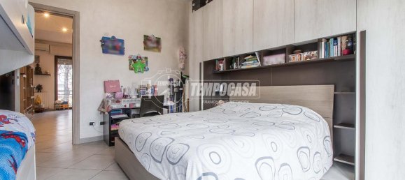 2 rooms Apartment in Cerro Maggiore, Italy No. 2444 14