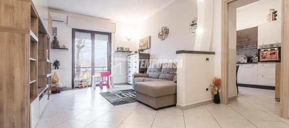 2 rooms Apartment in Cerro Maggiore, Italy No. 2444 6