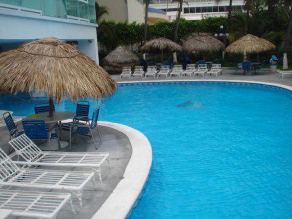 Studio in Acapulco de Juarez, Mexico No. 15123