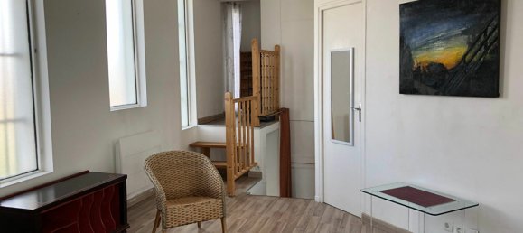 Studio in Chatou, France No. 122900 7